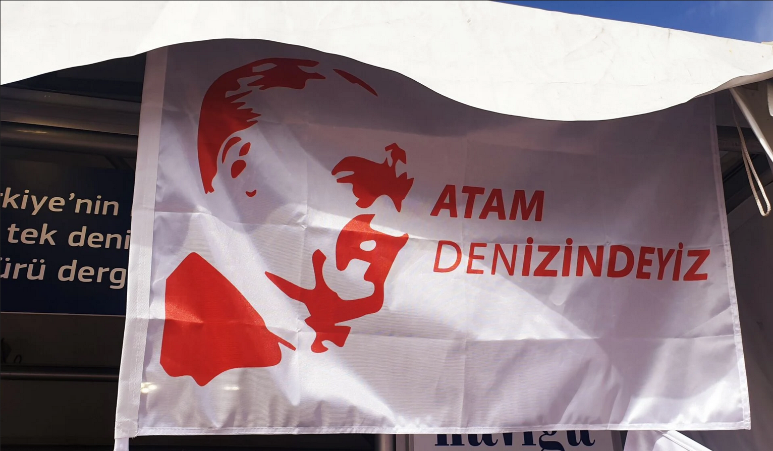 ATAM DENİZİNDEYİZ BAYRAĞI - Küçük Boy - BEYAZ