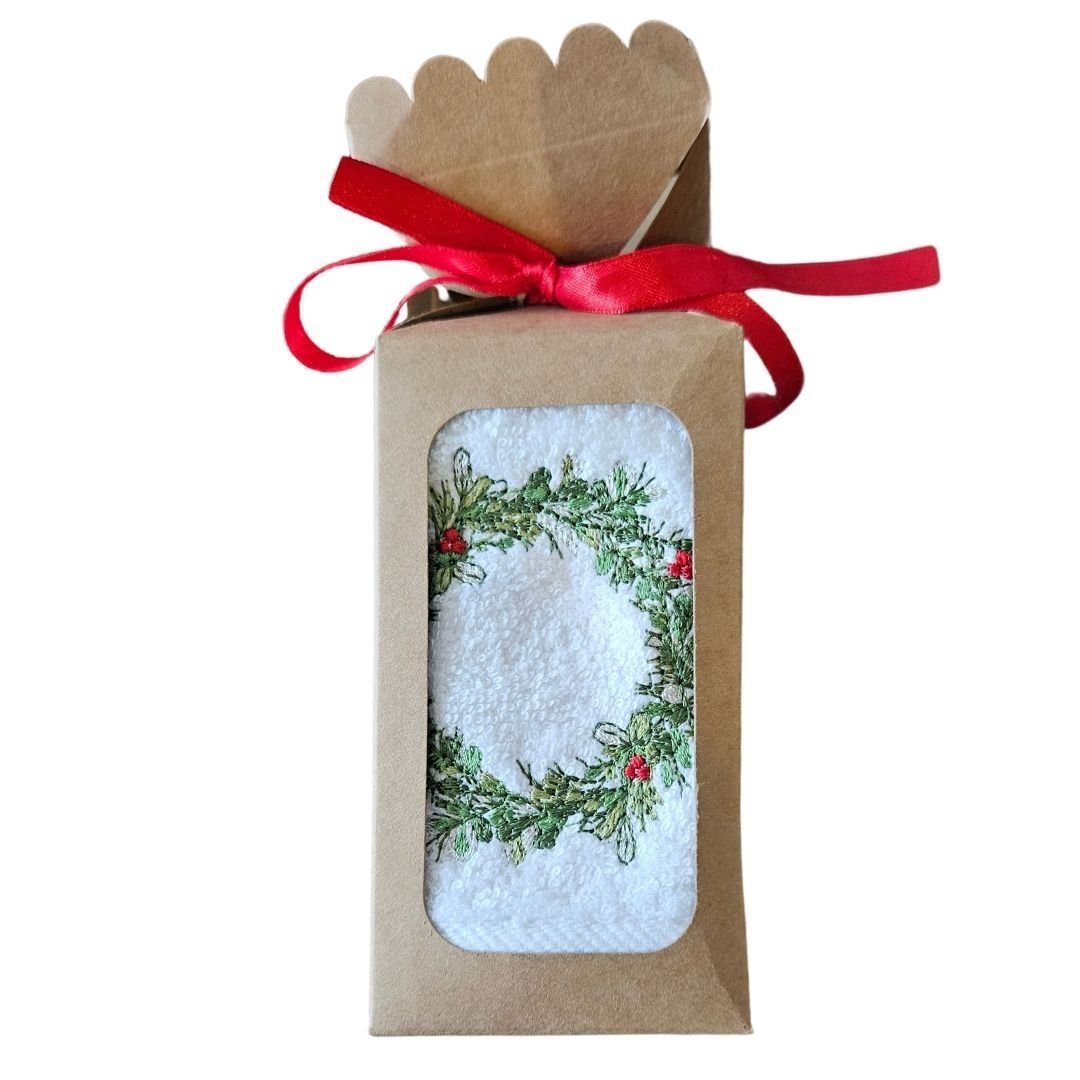 Yılbaşı Çelengi İşlemeli Havlu