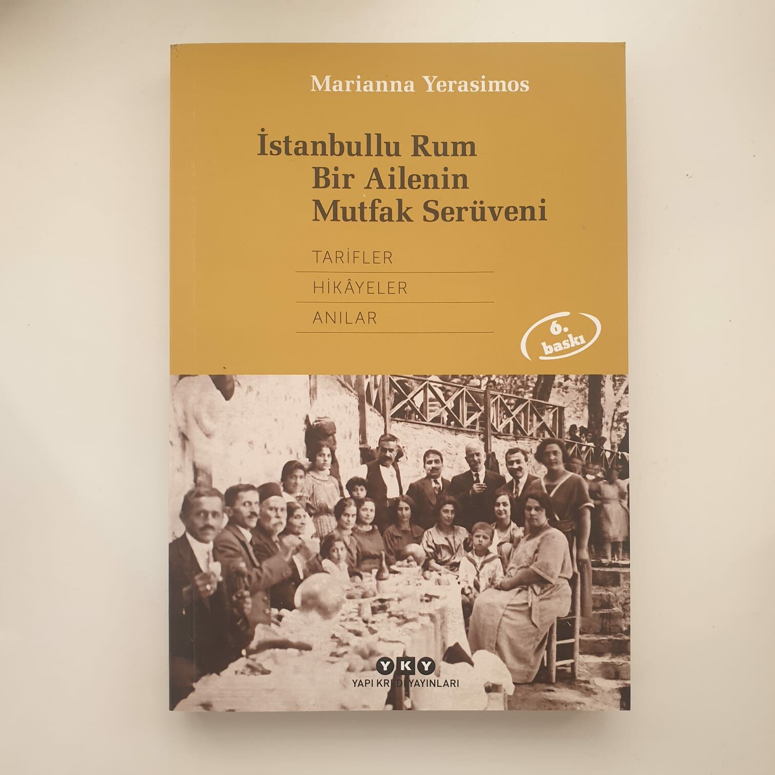 İstanbullu Rum Bir Ailenin Mutfak Serüveni/